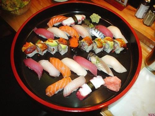 Sự hấp dẫn của sushi