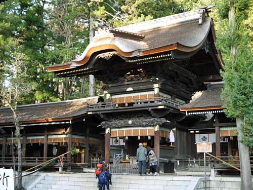Đền Suwa - Taisha, Nagano, Nhật Bản