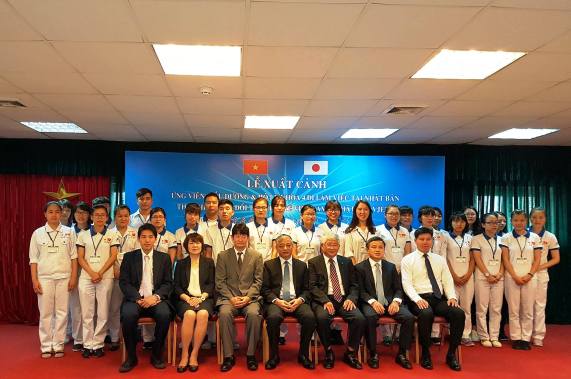 204 ứng viên điều dưỡng, hộ lý xuất cảnh sang làm việc tại Nhật Bản 204 ứng viên điều dưỡng, hộ lý xuất cảnh sang làm việc tại Nhật Bản