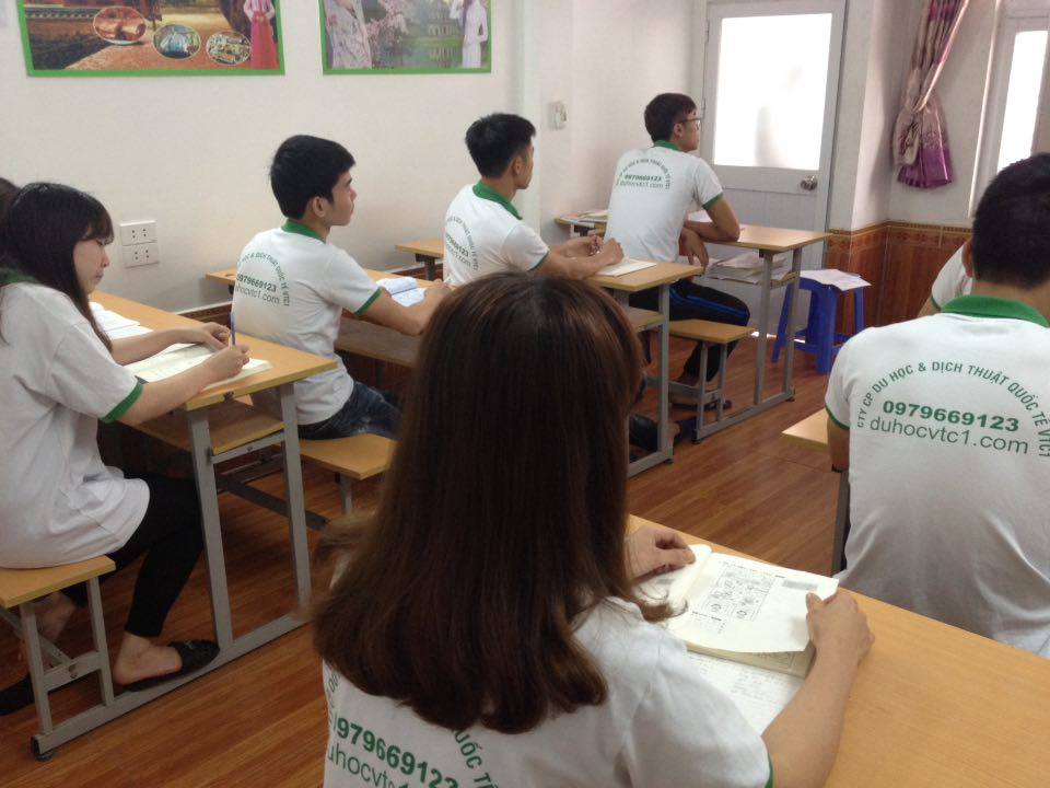 Du học sinh VTC1 trong giờ học tiếng Nhật